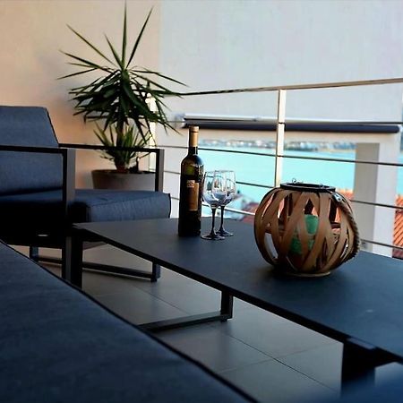 Luxury Villa Lana Apt, Seaview Terrace, Large Outdoor Space, Bbq Trogir Exteriör bild