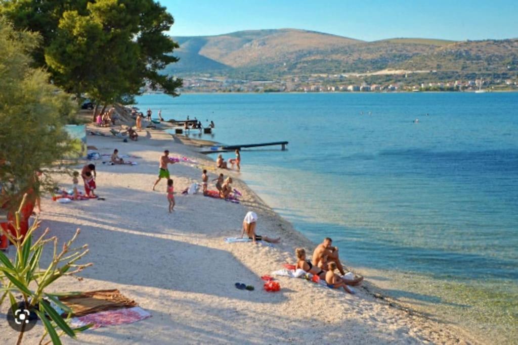 Luxury Villa Lana Apt, Seaview Terrace, Large Outdoor Space, Bbq Trogir Exteriör bild