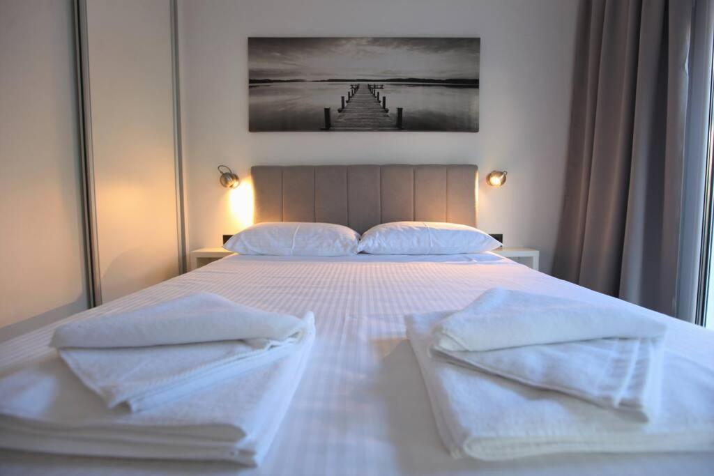 Luxury Villa Lana Apt, Seaview Terrace, Large Outdoor Space, Bbq Trogir Exteriör bild
