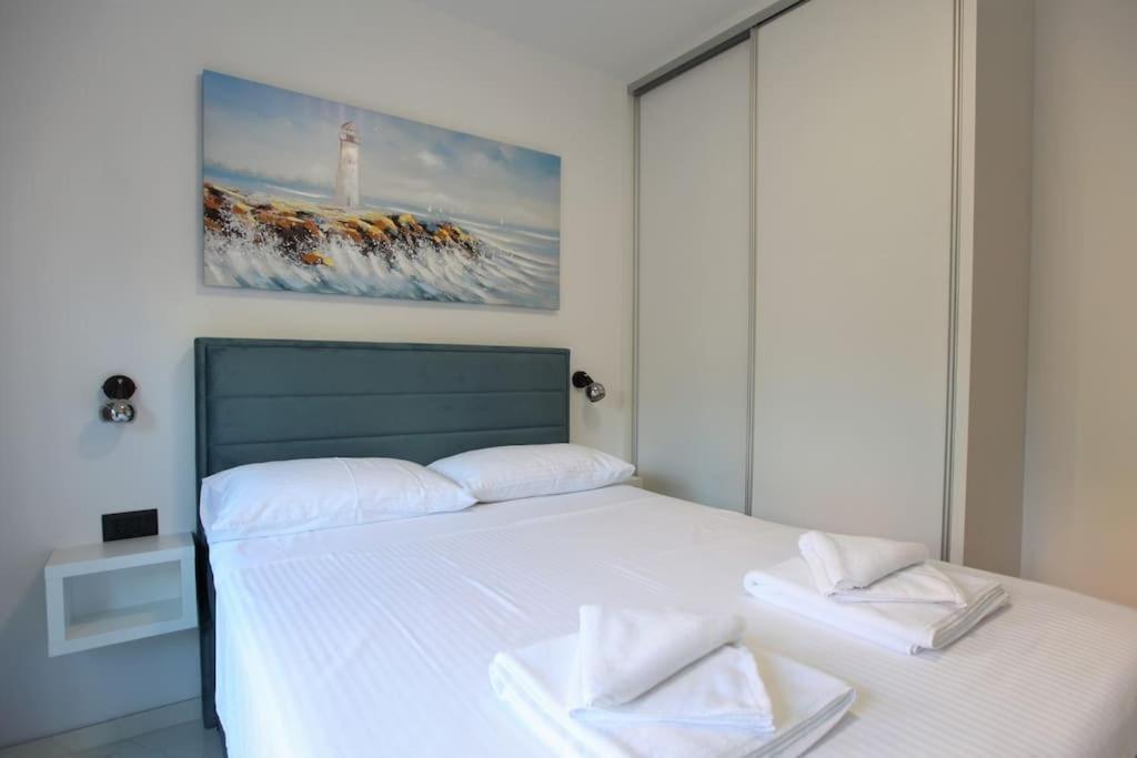 Luxury Villa Lana Apt, Seaview Terrace, Large Outdoor Space, Bbq Trogir Exteriör bild